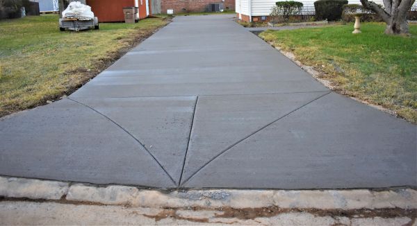 Cost of Apron Pouring in Lansdale
